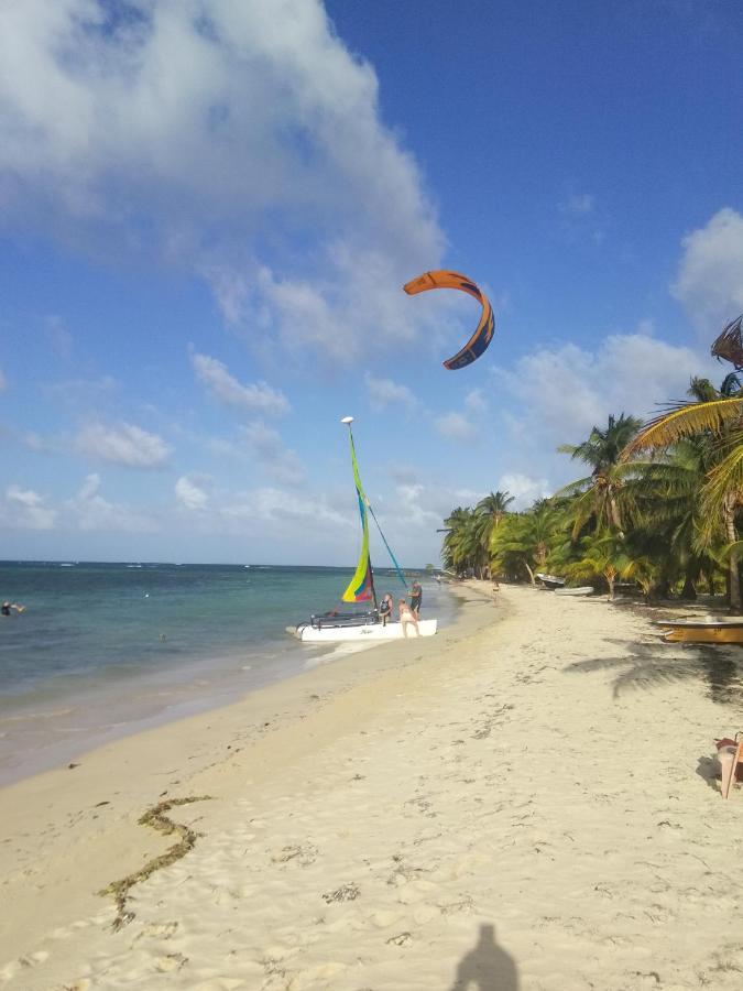 Lulu Beach Hotel Kepulauan Corn Bagian luar foto